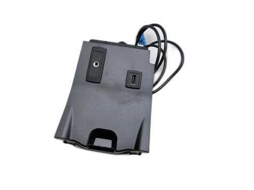 Connettore presa usb aux - usb,